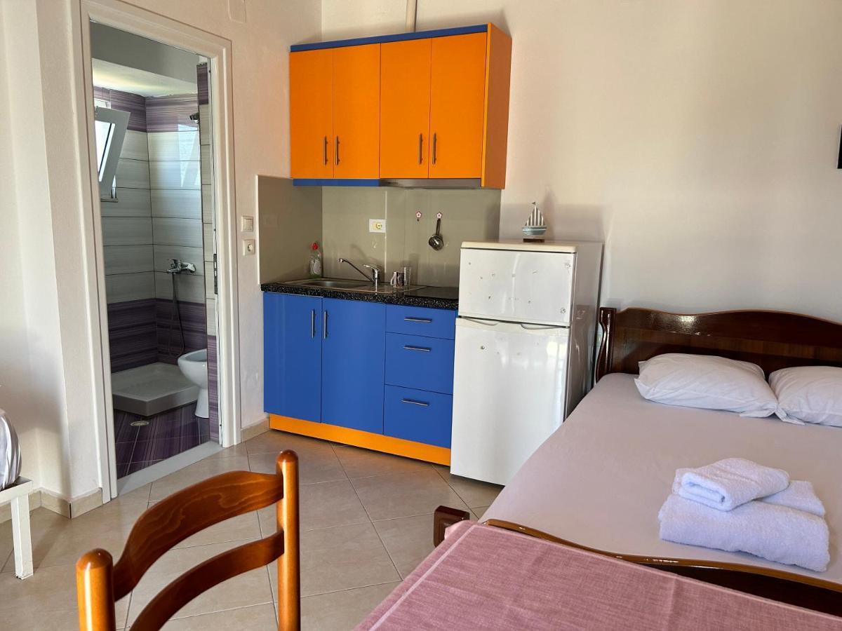 Guesthouse Dollomaja Ksamil Eksteriør billede