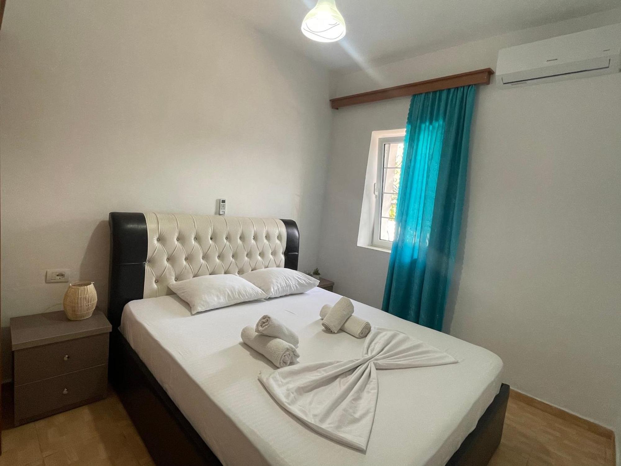 Guesthouse Dollomaja Ksamil Eksteriør billede